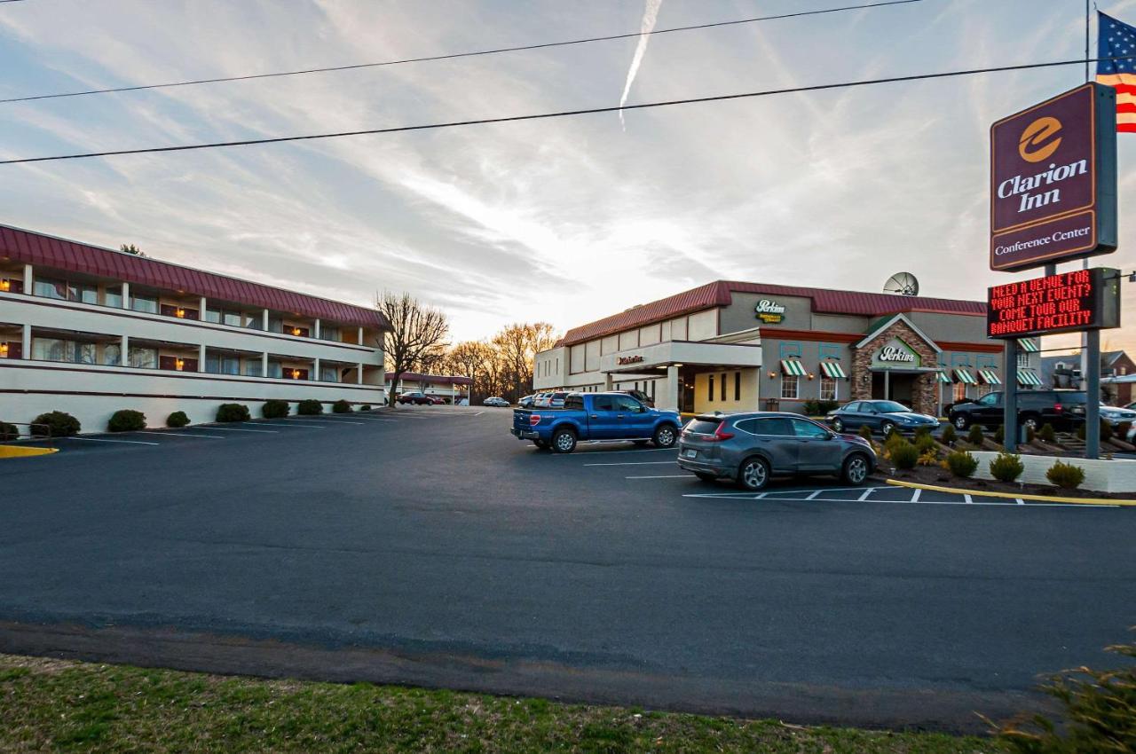 Clarion Inn & Conference Center Winchester Exterior photo